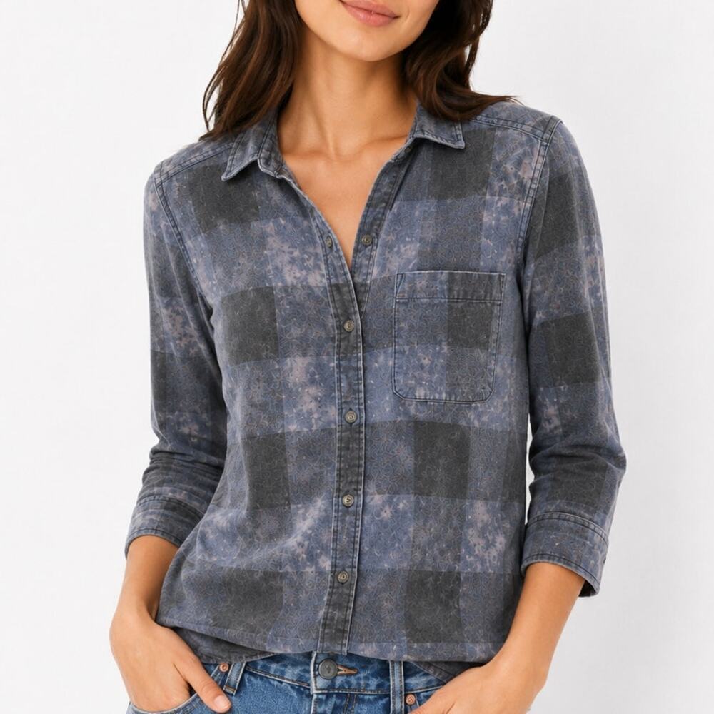 Hollister Gray Plaid Button Down Blouse